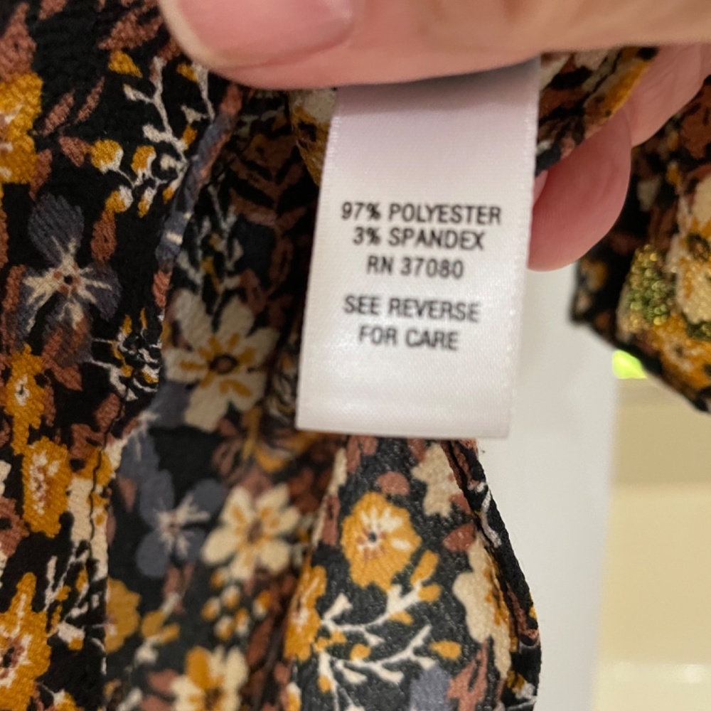 Blouse - Picture 2 of 3